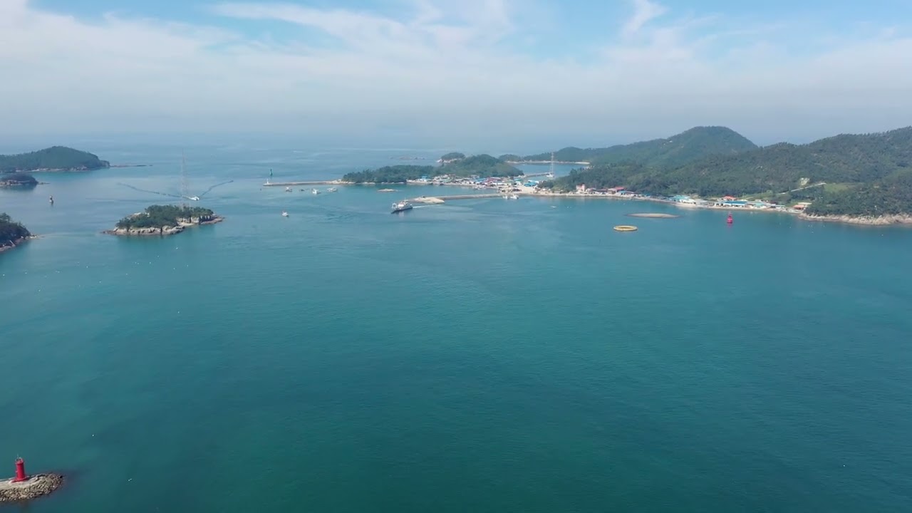 서해안의 평화롭고 잔잔한 바다풍경